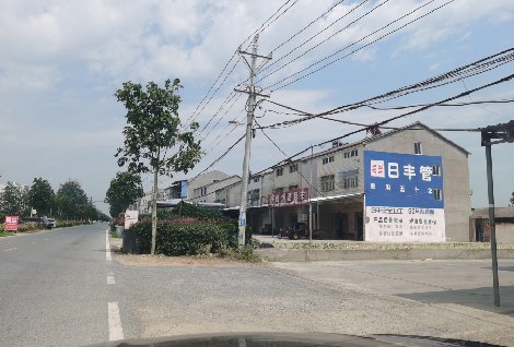 雷波如何能保证墙体广告的醒目性？